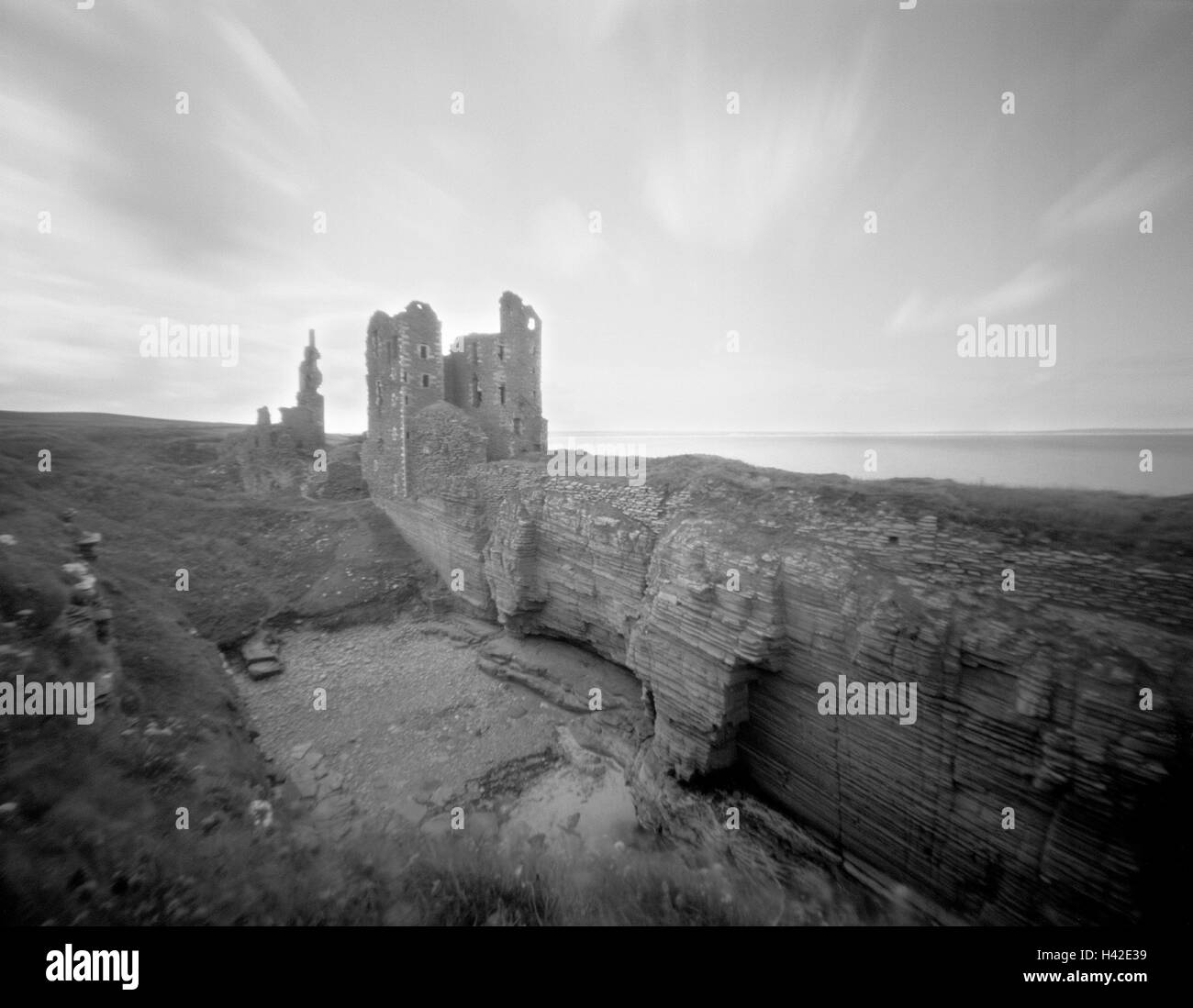 Großbritannien, Schottland, Küste, Girnigoe Castle, Sinclair Castle, s/w, Stockfoto