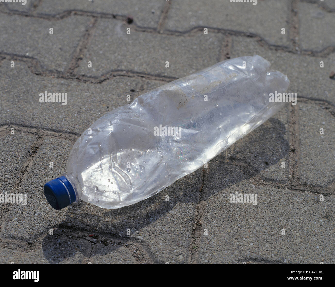 Plastikverschmutzung unserer gesellschaft -Fotos und -Bildmaterial in ...