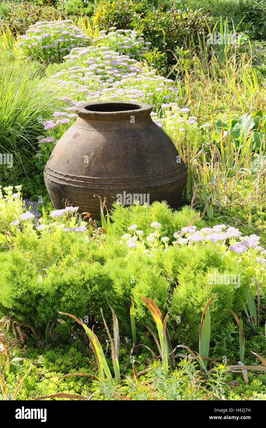 Garten, Blumen, Steingut-Vase, Stockfoto