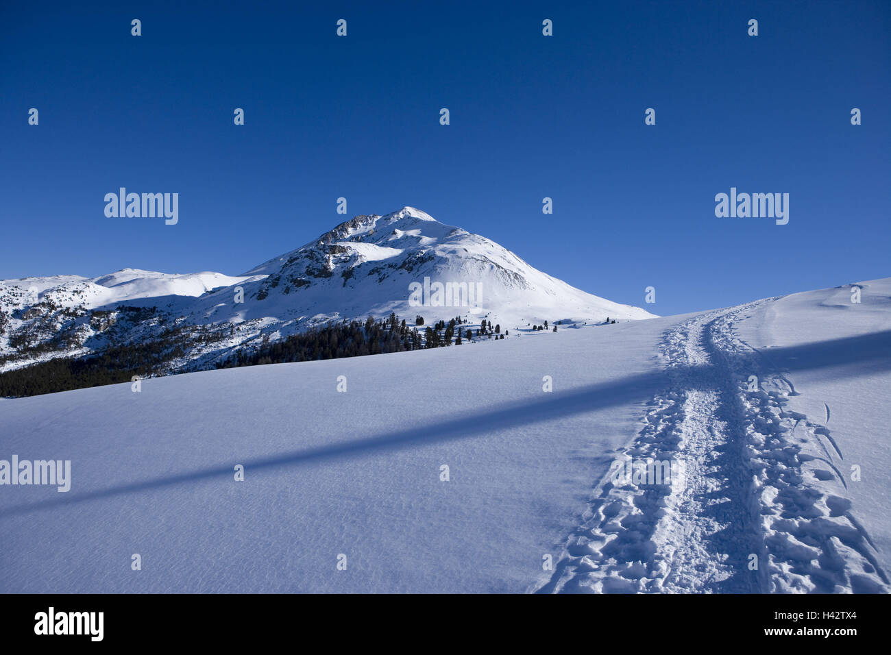 Switzerland Graubuenden Val Müstair Müstair Stockfotos und -bilder Kaufen -  Alamy