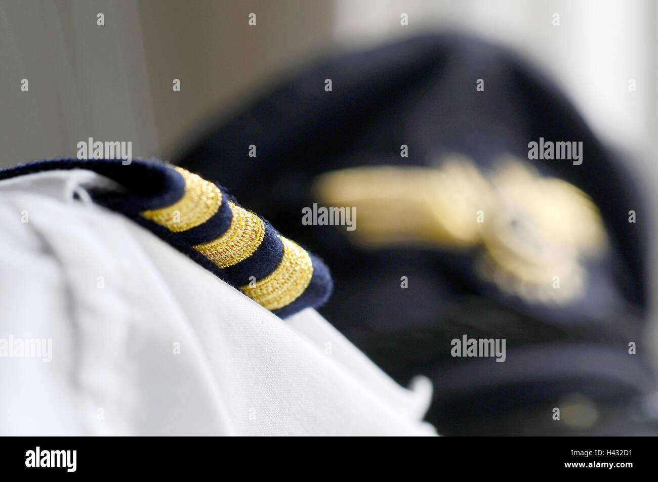 Pilot Uniform, Shirt, Epaulette, Streifen, golden, pilot Kappe, Stockfoto