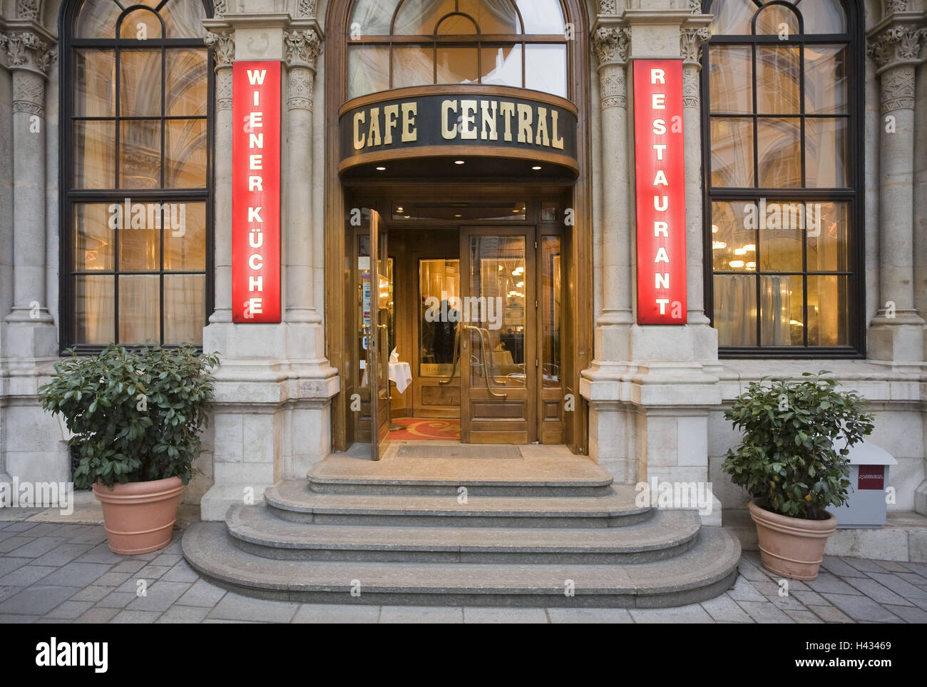 Österreich, Wien, 1. Bereich, Café Central, im Außenbereich Stockfoto