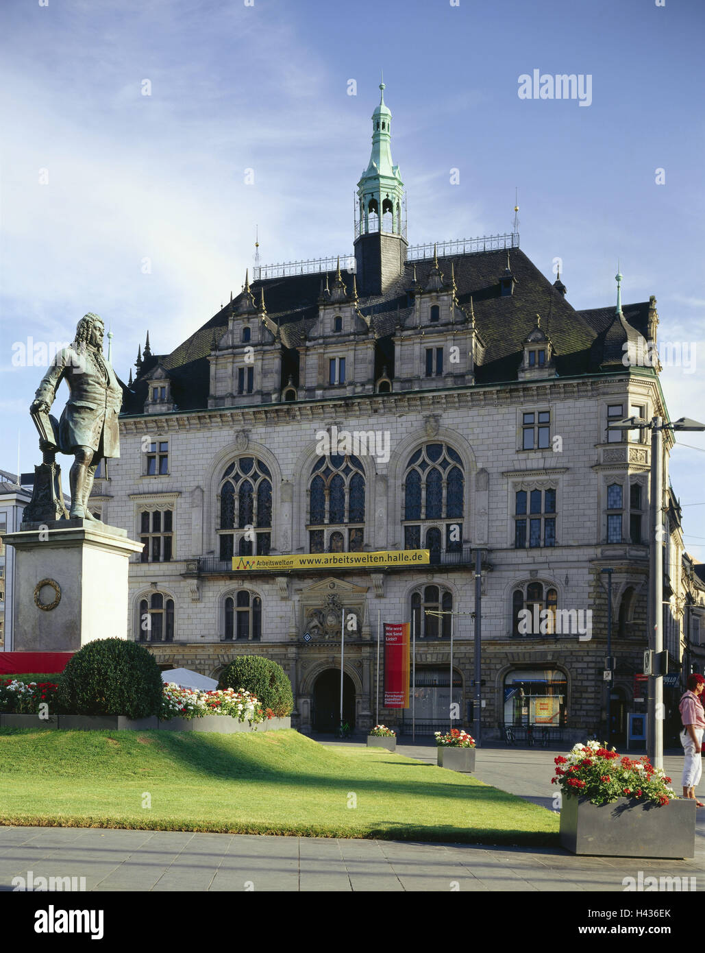 Deutschland, Sachsen-Anhalt, Halle, die Halle, Marktplatz, Handgemenge Denkmal, 1859, Stadthaus, Stadt, Halle, Ort von Interesse, Gebäude, Statue, Denkmal, Handgemenge, Handgemenge, Denkmal, Komponist, Gebäude, Haus, Architektur, Baustil, neorenaissa Stockfoto