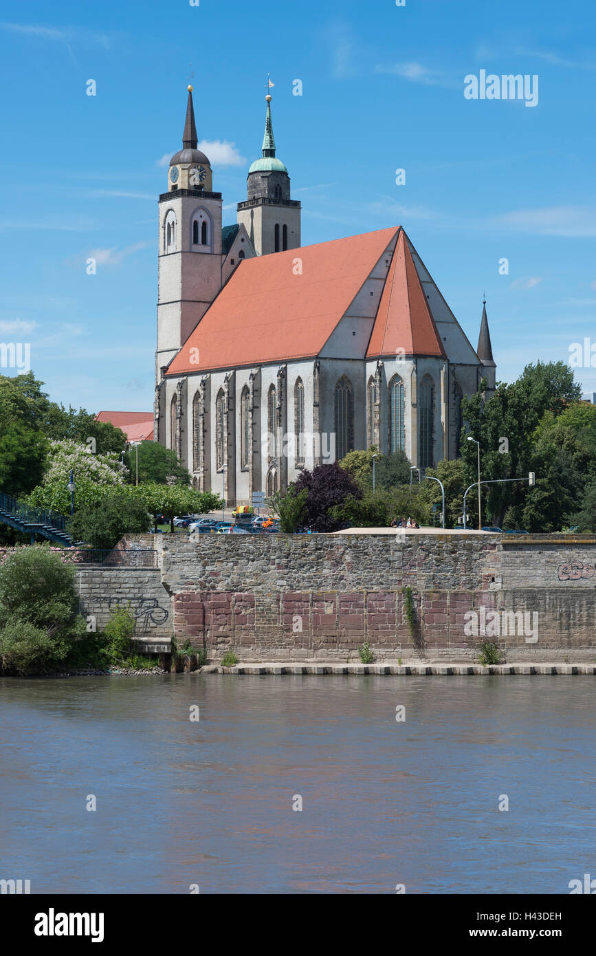 St. Johanniskirche mit Elbe, historische Stätte, Magdeburg, Sachsen-Anhalt, Deutschland Stockfoto