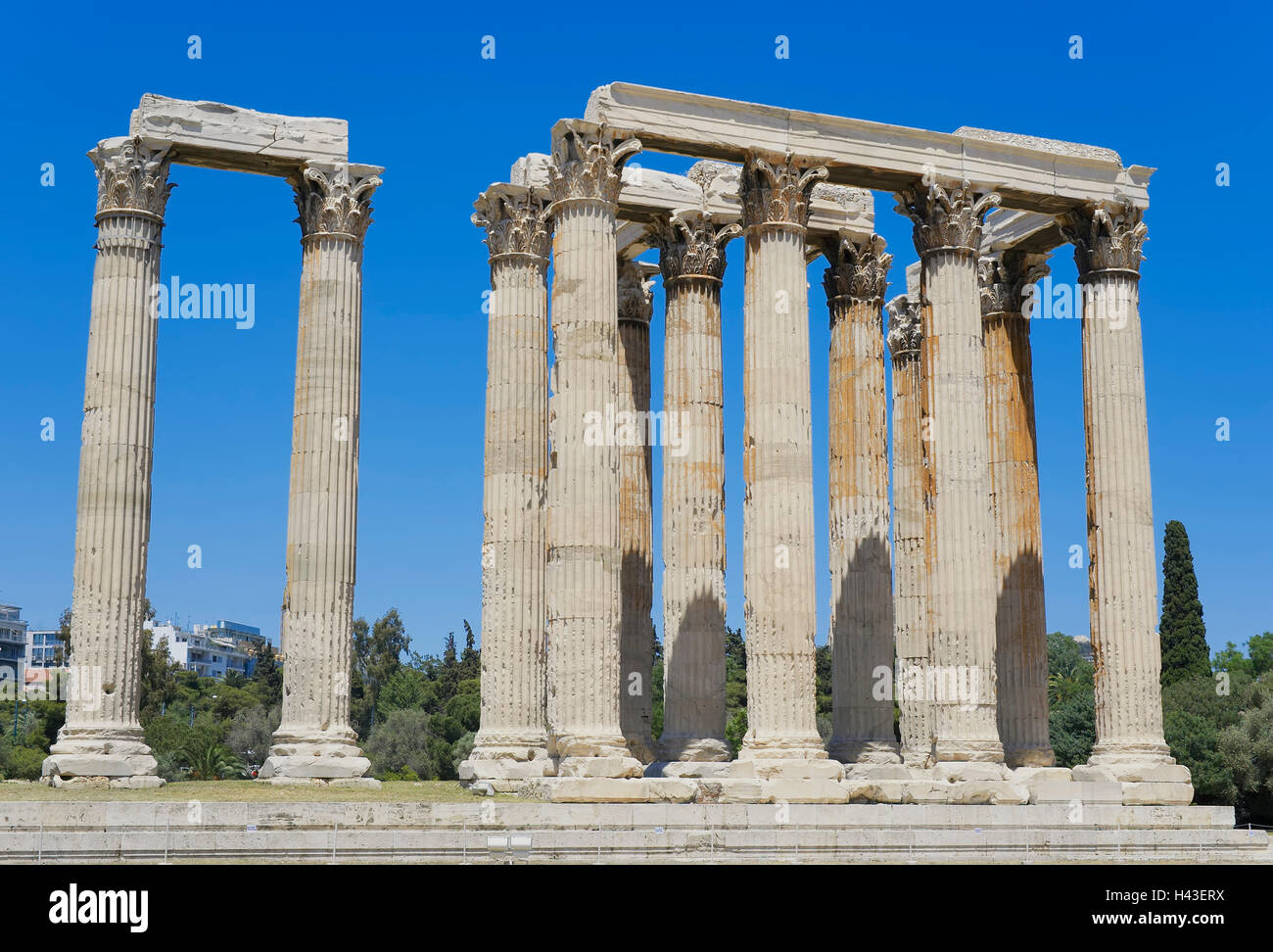 Die Ruinen der Tempel des Olympischen Zeus, Athen, Griechenland Stockfoto