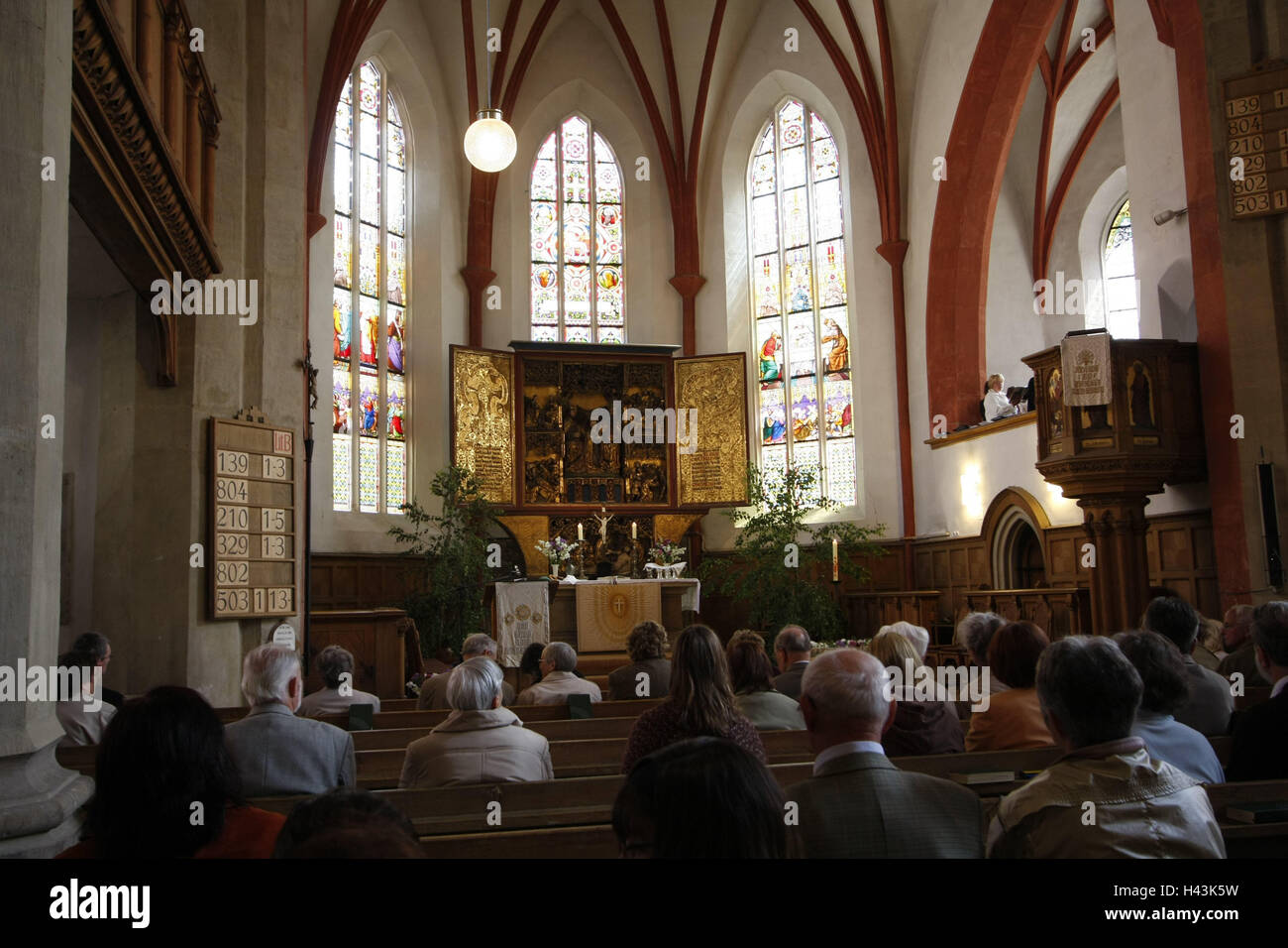 Deutschland, Sachsen, Meißen, Frauenkirche, Masse, Gläubige, Kirche