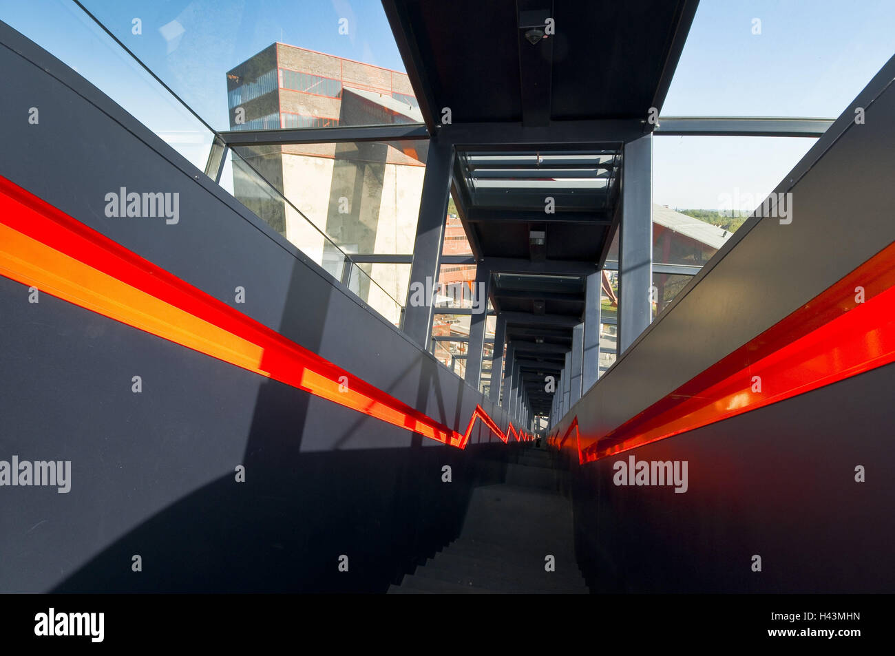 Treppe zum Kohle Wäsche, Bucht Anhang 12, Welt Kulturerbe Zoll Club, Essen, North Rhine-Westphalia, Germany, Stockfoto