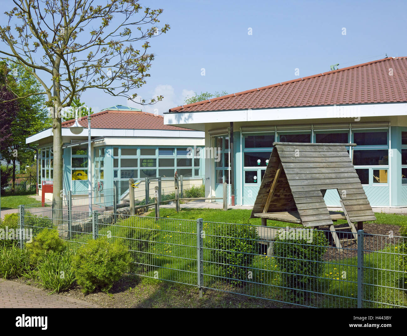 Deutschland, Baden-Wurttemberg, Wolfschlugen, Kindertagesstätte "Wichtelhaus", Schulstraße 18 Stockfoto