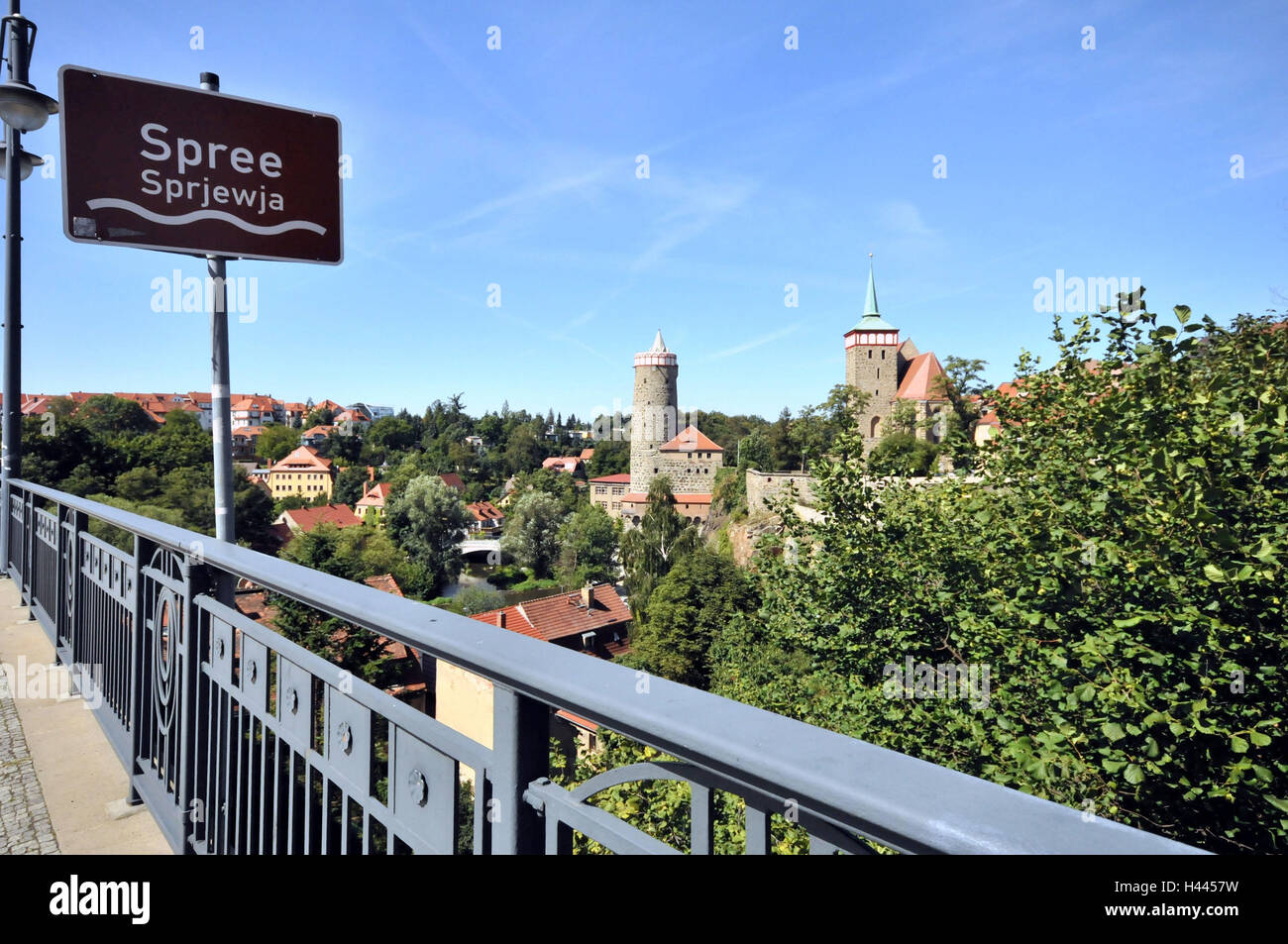 Friedensbrücke, Schilder, Spree, Bautzen, Sachsen, Deutschland Stockfoto