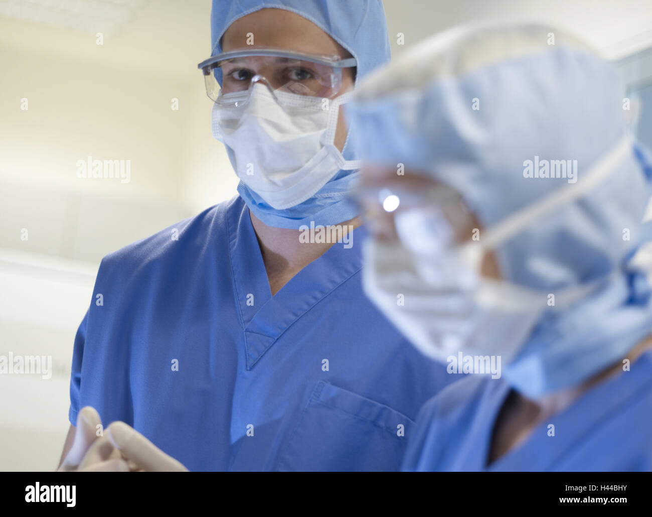 Chirurg, OP-Schwester, Operation, OP-Saal, Stockfoto