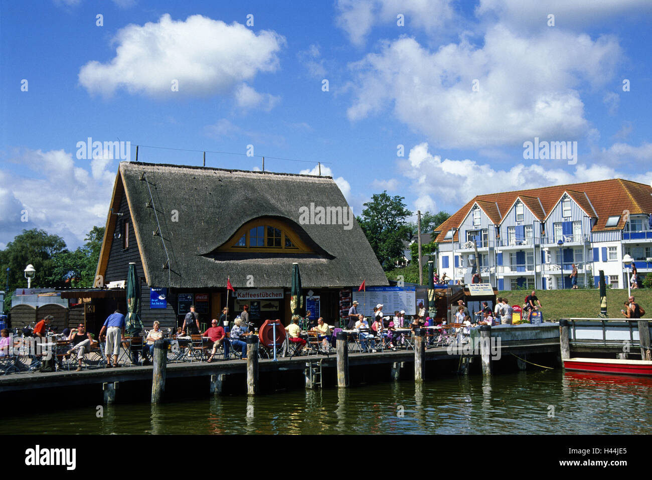 Norddeutschland, Zingst, Restaurant, Gäste, Hafen, Stockfoto