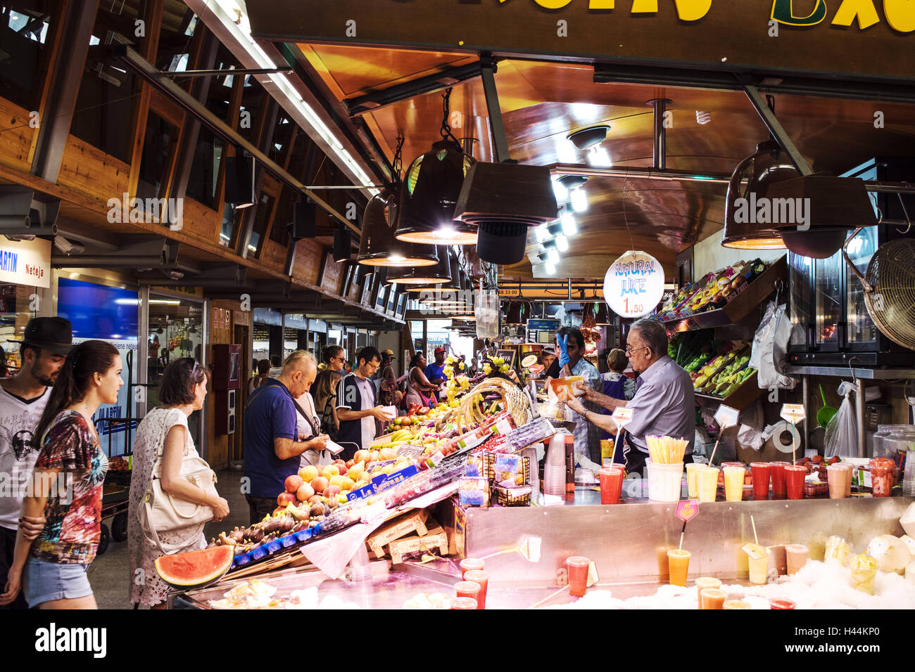 Exotische Früchte-Markt Stockfoto