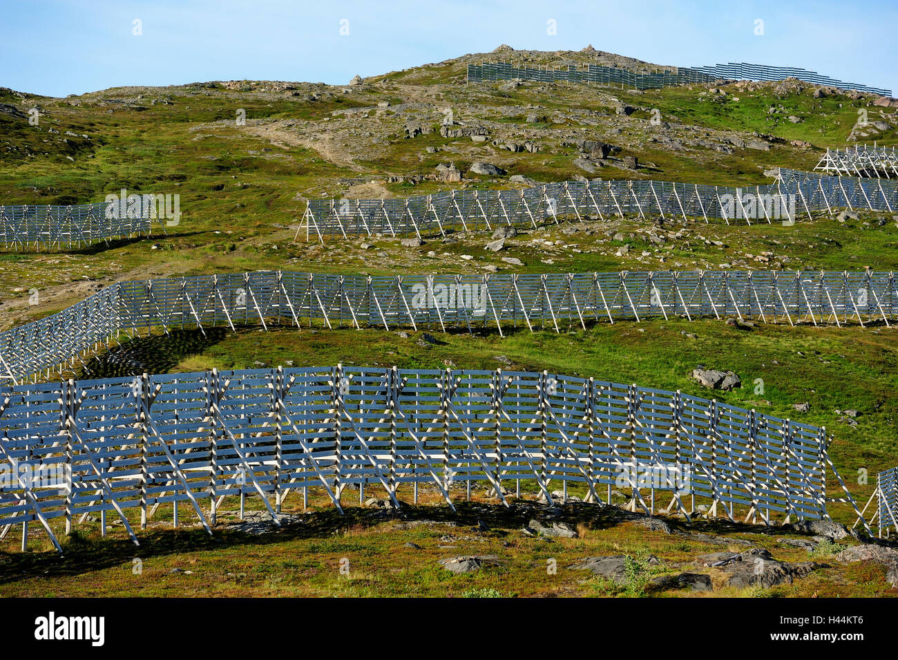 Lawinenverbauung Schutz von Schneerutsche Stockfoto