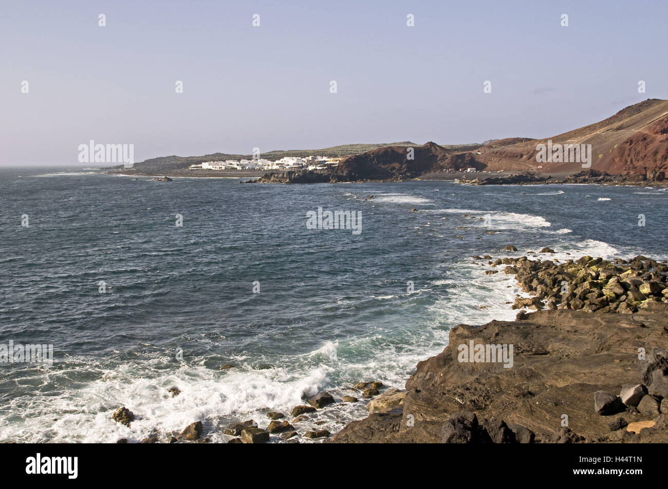 Spanien, Kanarische Inseln, Lanzarote, El Golfo, Küste, Häuser, den Atlantik, Stockfoto