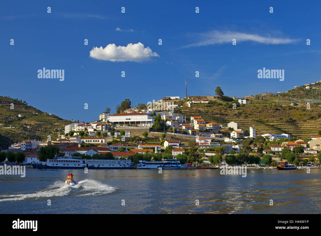 Portugal, Dourotal, Rio Douro, Pinhao, Blick auf die Stadt, Stockfoto