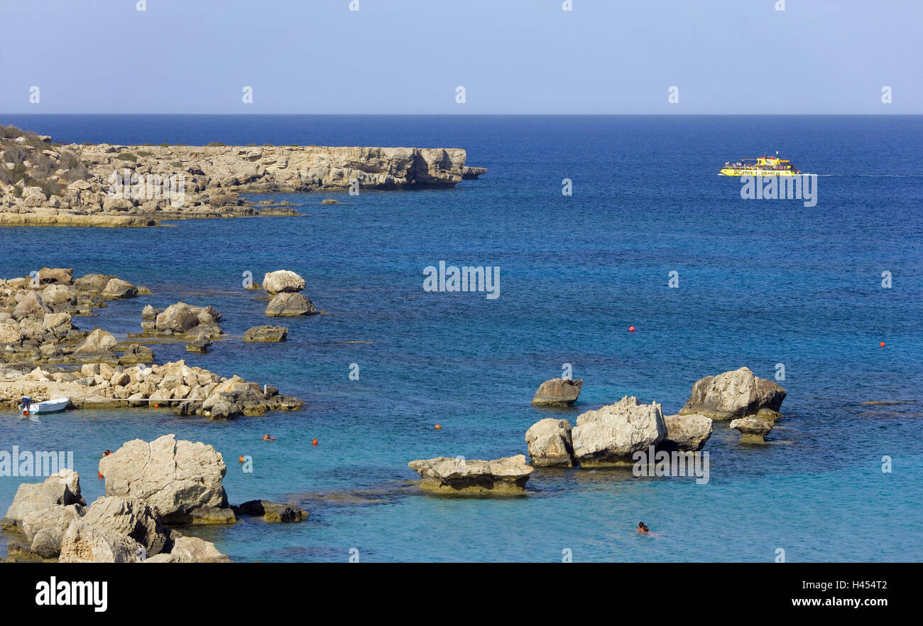 Zypern, Protaras, Konnos Bay, Galle Küste, Meer, Boot, Stockfoto
