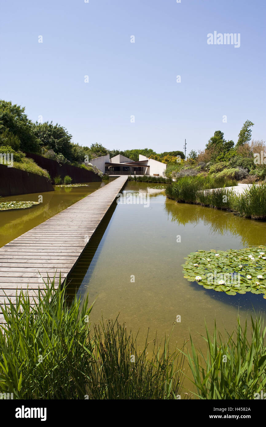 Spanien Barcelona Botanischer Garten Teich Brucke Gebaude