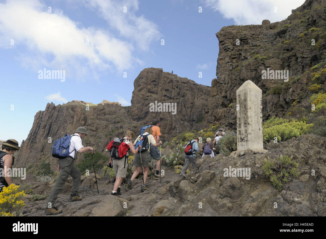 Model Release Las Nieves, Reisegruppe, Wegweiser, keine Spanien, Kanarische Inseln, Insel Korn Canaria, Cumbre Gebirge, Pico de Stockfoto