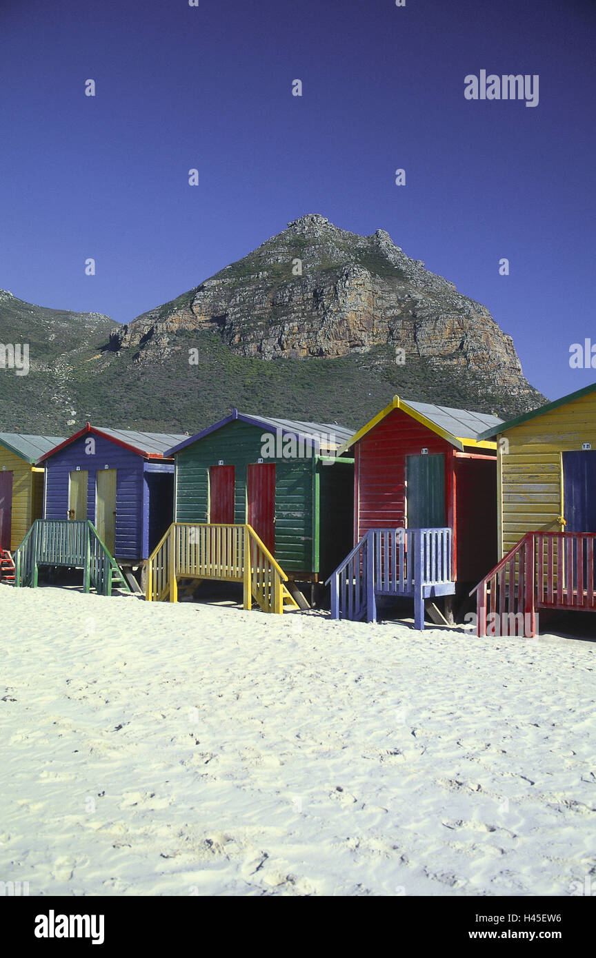 Süden, Afrika, Kapstadt, Berg Muizen, Strand, Umkleideräume, kleine Häuser, Hütten, Hütte, malt bunt, bunt, menschenleer, außerhalb, Himmel, blau, wolkenlos, Sand, Berge, Stockfoto