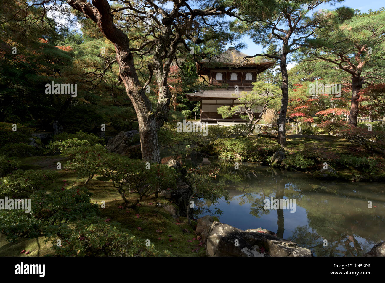 Kyoto, Japan - 11. November 2015: Ginkakuji Tempel und Garten Tokio, Japan. Stockfoto