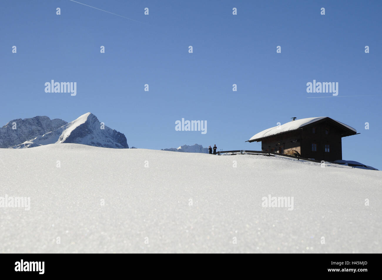 Deutschland, Bayern, Werdenfels, Garmisch-Partenkirchen, Ecke Bauer, Hütte, Berggipfel, Winter, Stockfoto