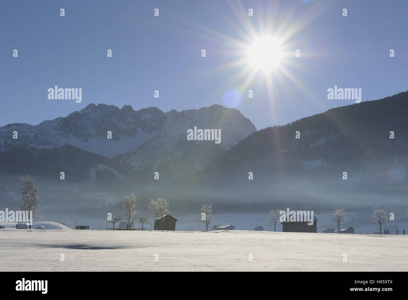 Austria tyrol lermoos zugspitze winter -Fotos und -Bildmaterial in ...