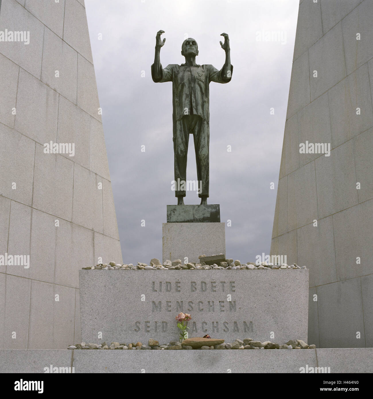 Österreich, Mauthausen, KZ-Gedenkstätte, Skulptur, CSSR Denkmal, Oberösterreich, Gedenkstätte, Konzentrationslager, Arbeitslager, Gefangenenlager, Gefangenenlager, Statue, Mann, Gefangener, Denkmal, Gedenkstätte, CSSR, Völkermord, Nazismus, Massenmord, Stockfoto
