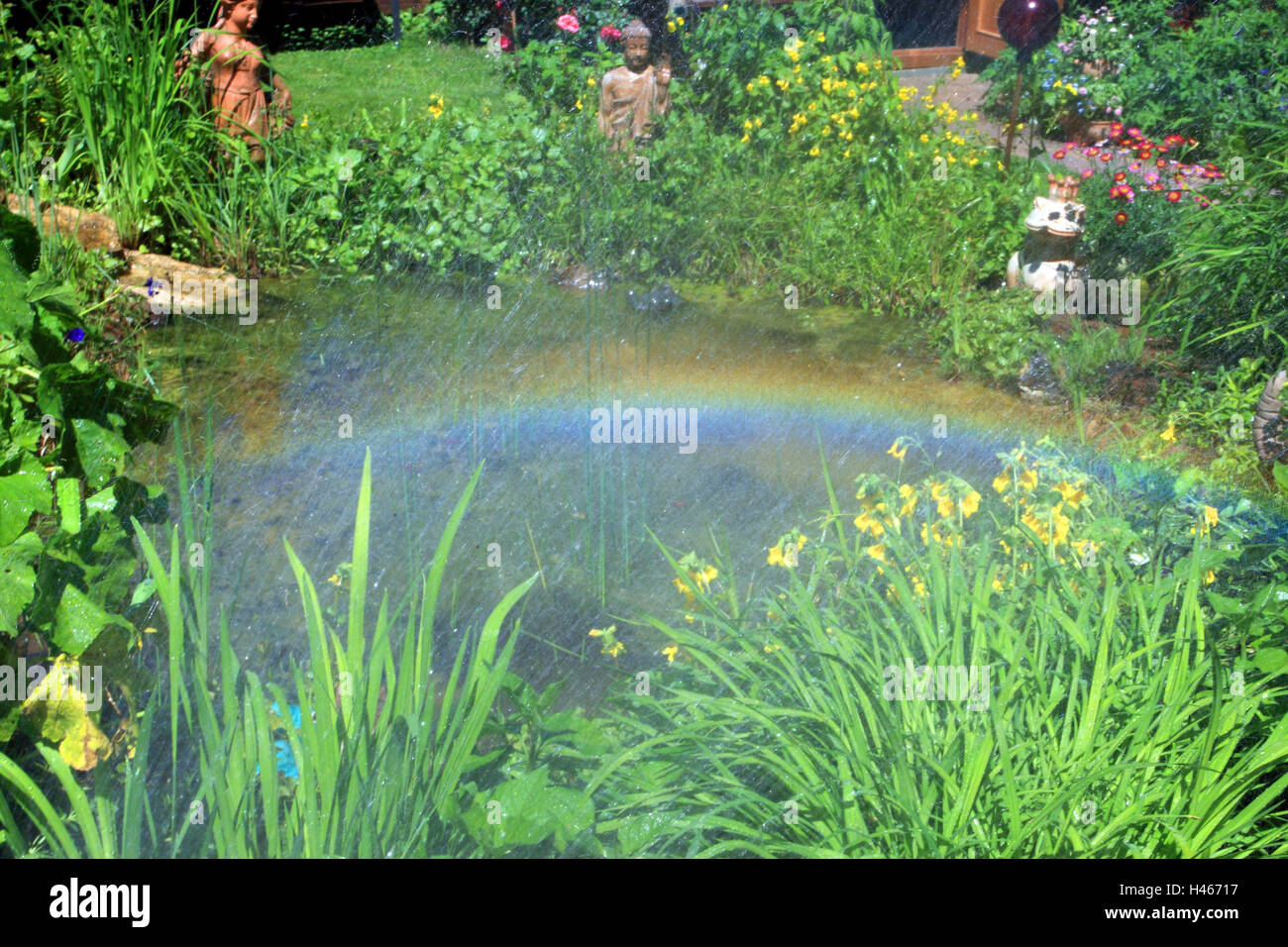 Regenbogen teich Fotos und Bildmaterial in hoher Auflösung Alamy