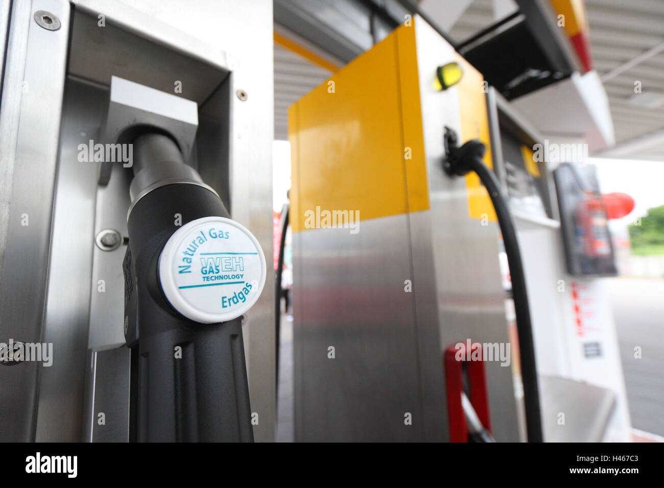 Erdgas tankstelle -Fotos und -Bildmaterial in hoher Auflösung – Alamy
