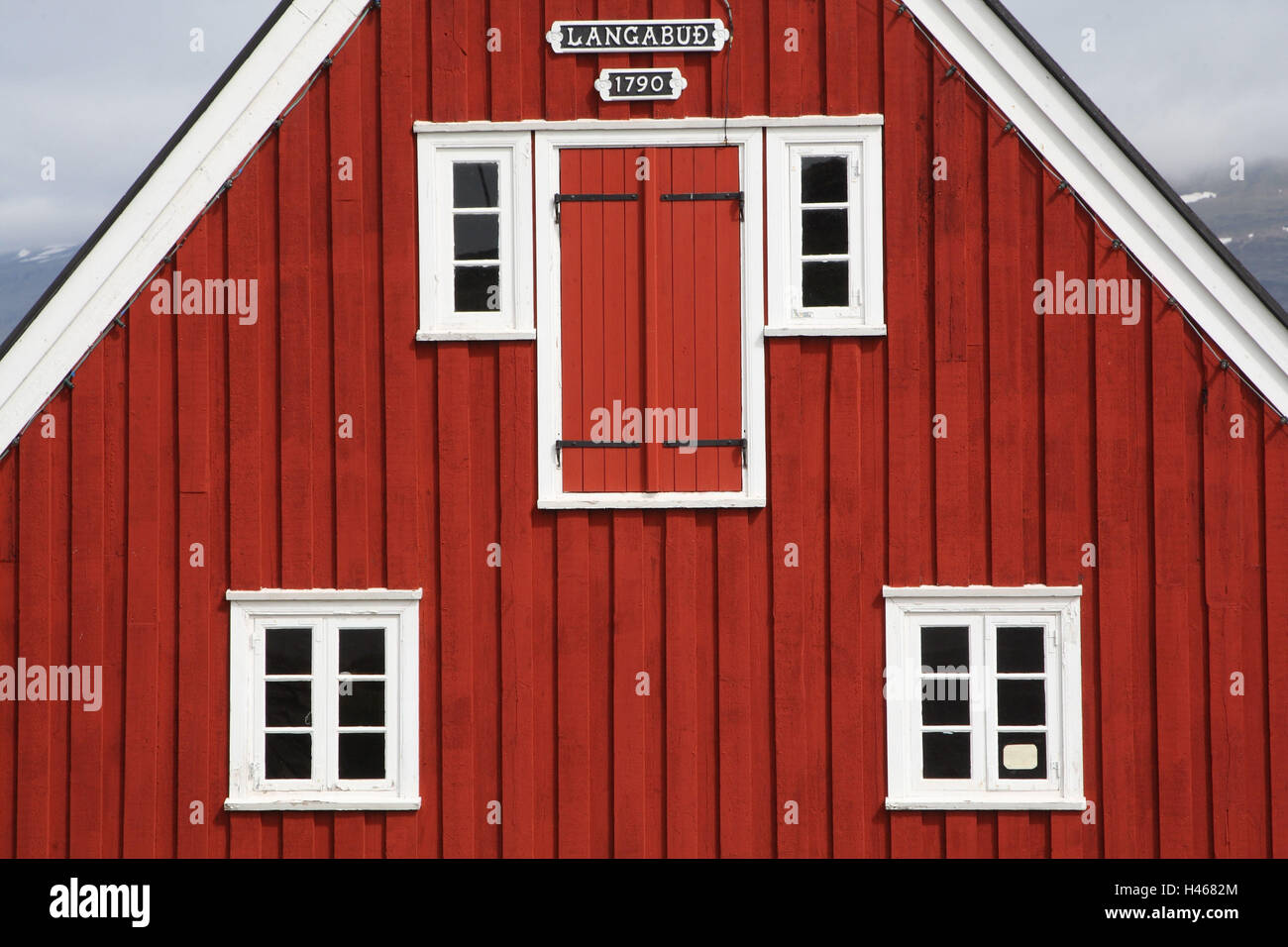 Iceland House Red Stockfotos & Iceland House Red Bilder - Alamy
