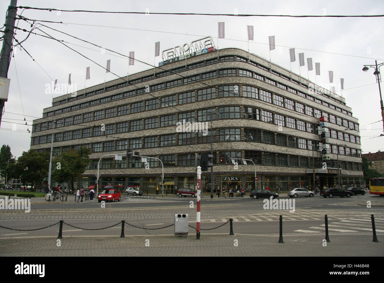 Polen, Wroclaw, modernes Kaufhaus, im Außenbereich, Stockfoto