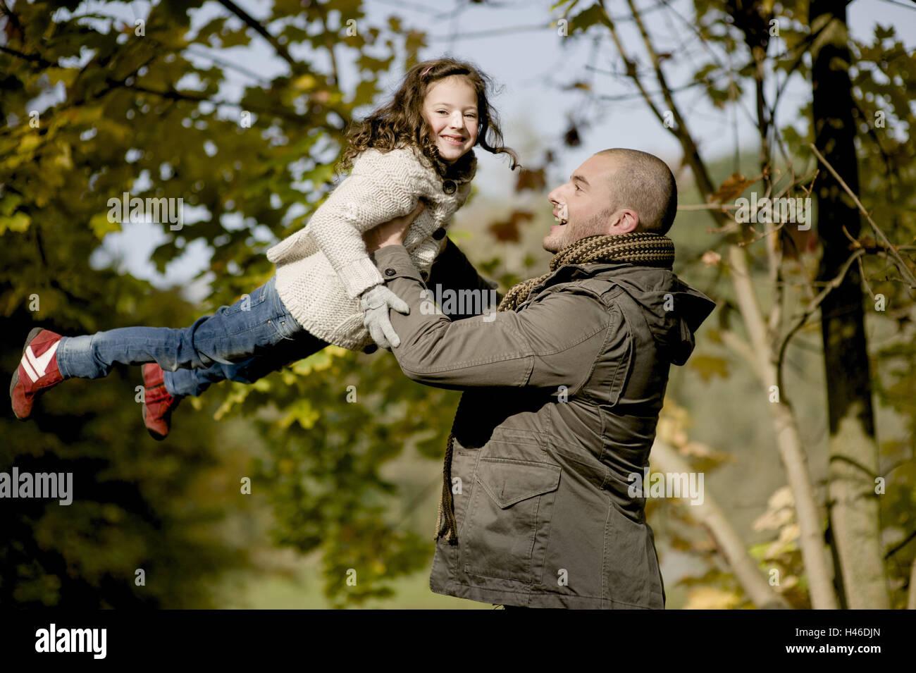 Vater Aufzüge Tochtergesellschaft nach oben, Stockfoto