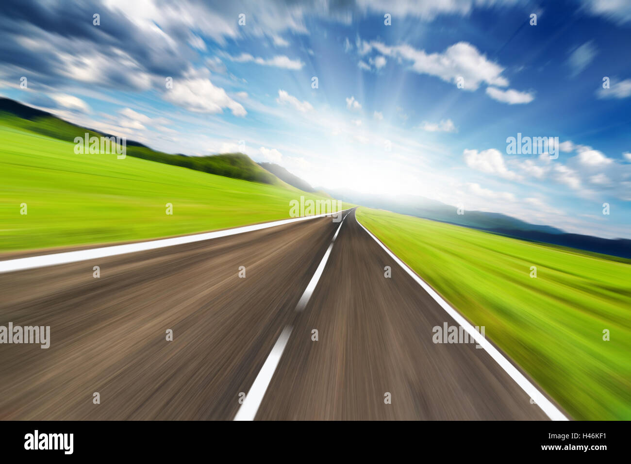 Leere Straße mit Motion blur Stockfoto