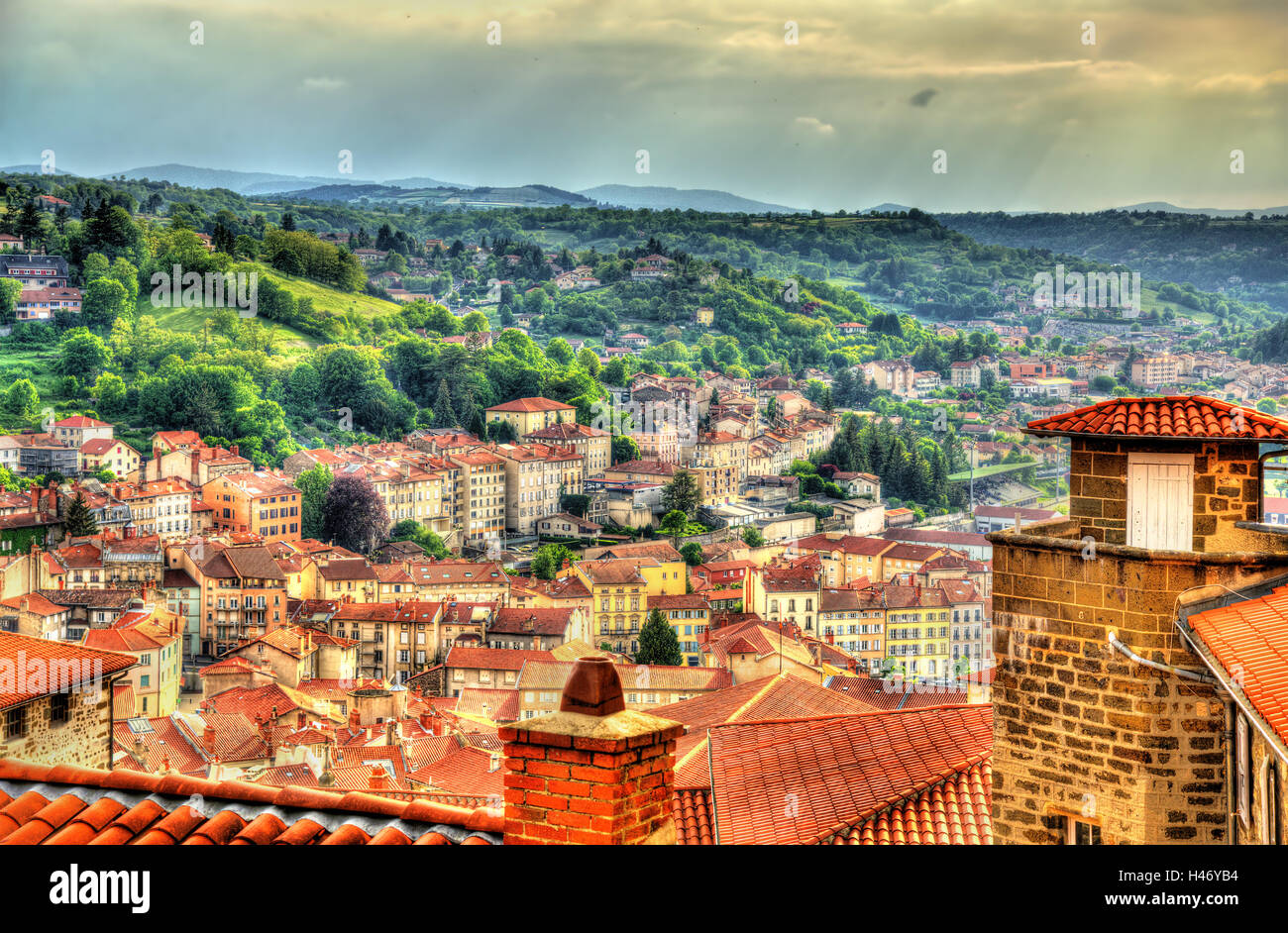 Panorama von Le Puy-En-Velay - Auvergne, Frankreich Stockfoto