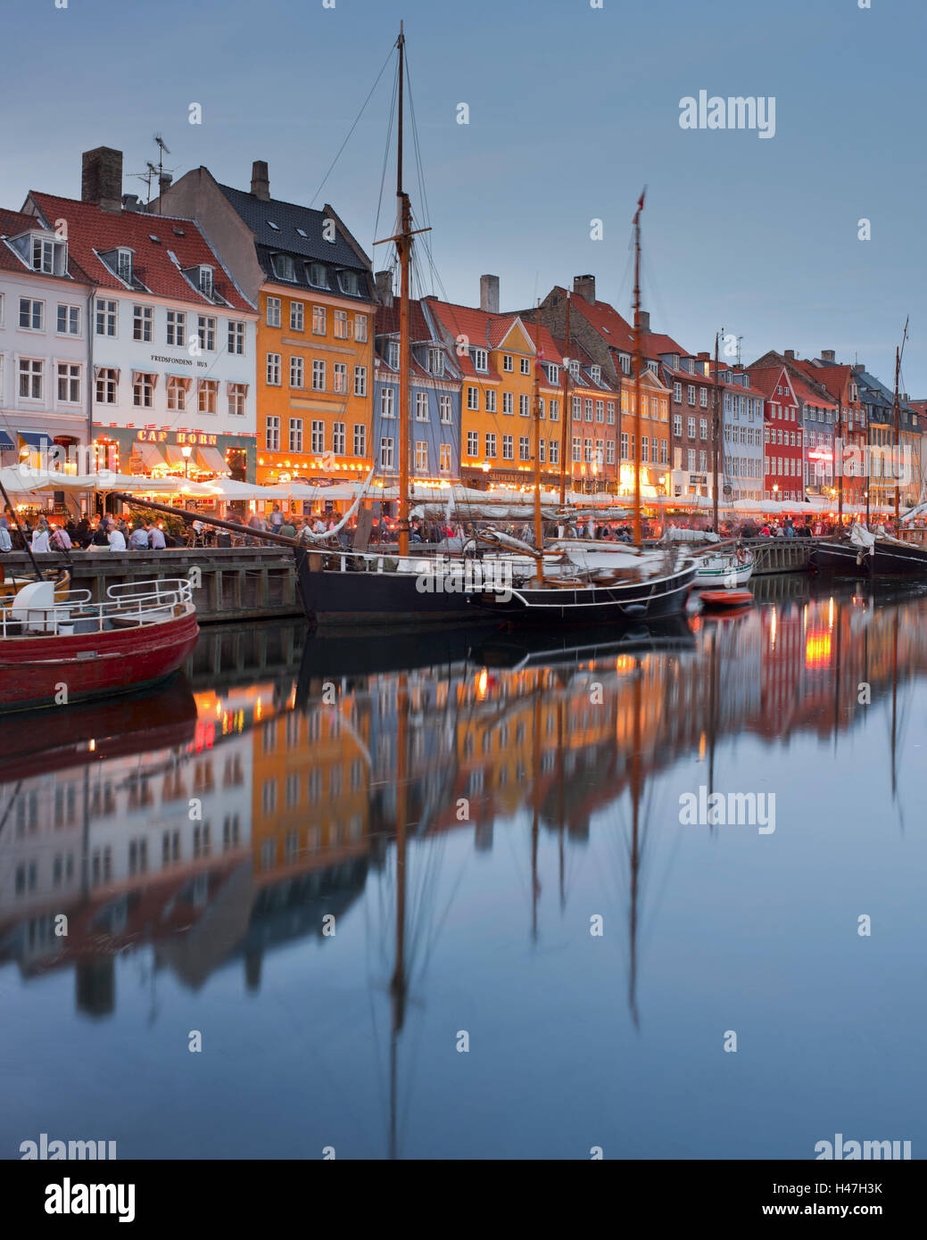 Dänemark, Kopenhagen, Nyhavn, Nacht, Stockfoto