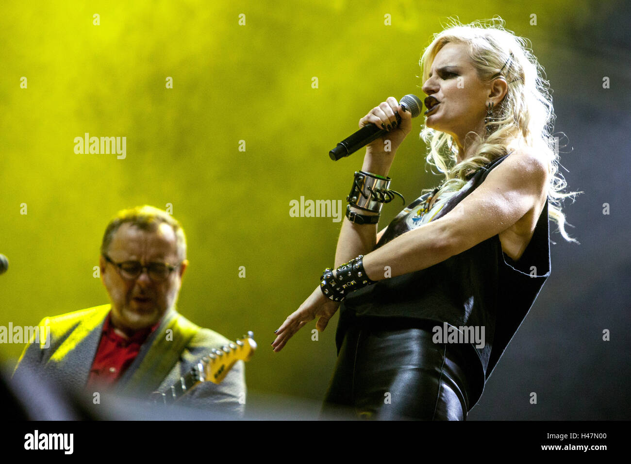 IVA Pazderková, Sänger der Rock-Gruppe Prazsky Vyber, Tschechische Republik Stockfoto