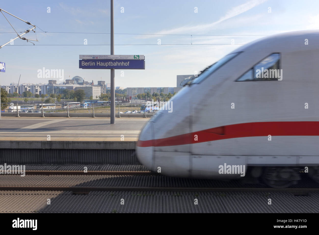 Deutschland, Berlin, Berliner Hauptbahnhof, ICE, Stockfoto