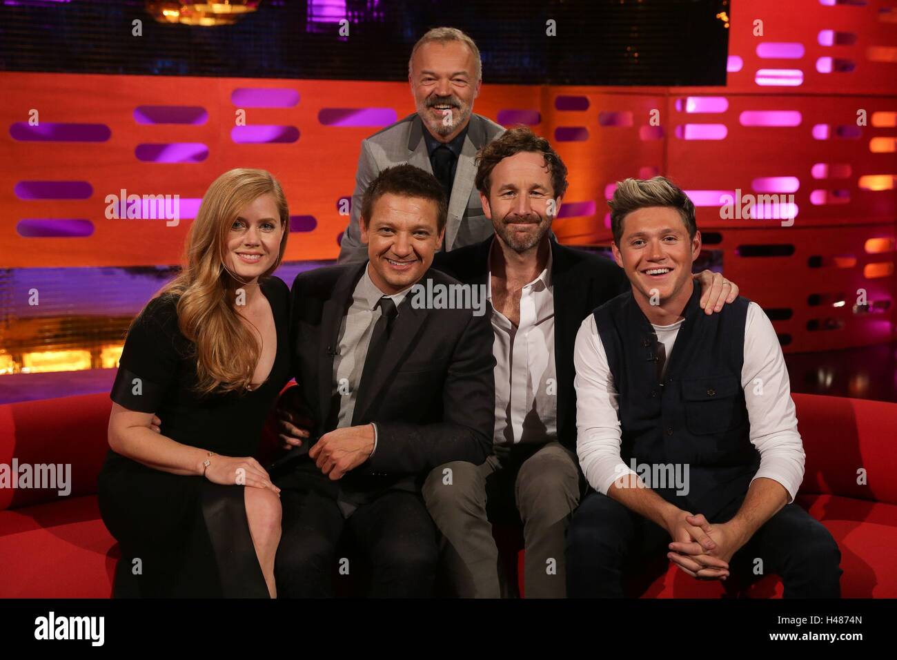 (links nach rechts) Amy Adams, Jeremy Renner, Graham Norton, Chris O'Dowd und Niall Horan während der Dreharbeiten zu The Graham Norton Show in London Studios in London, am Freitag Abend auf BBC1 ausgestrahlt werden. Stockfoto