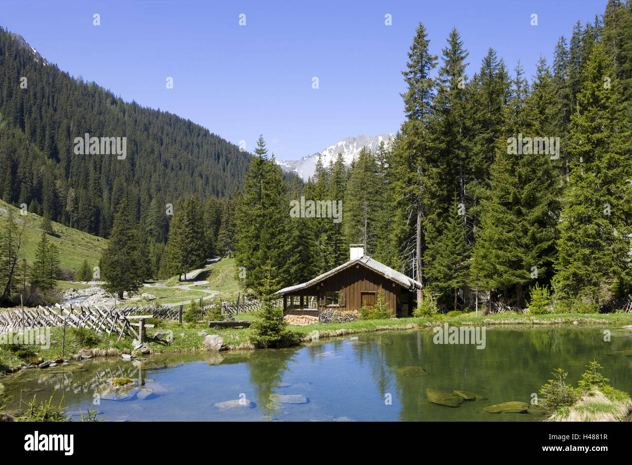 Bergsee, Berghütte, Silbertal (Tal), Bezirk Bludenz, Vorarlberg, Österreich, Alpen, Bergsee, Stockfoto