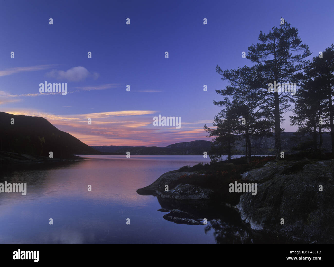 Norwegen, Telemark, Nisser See, Götterdämmerung, Stockfoto