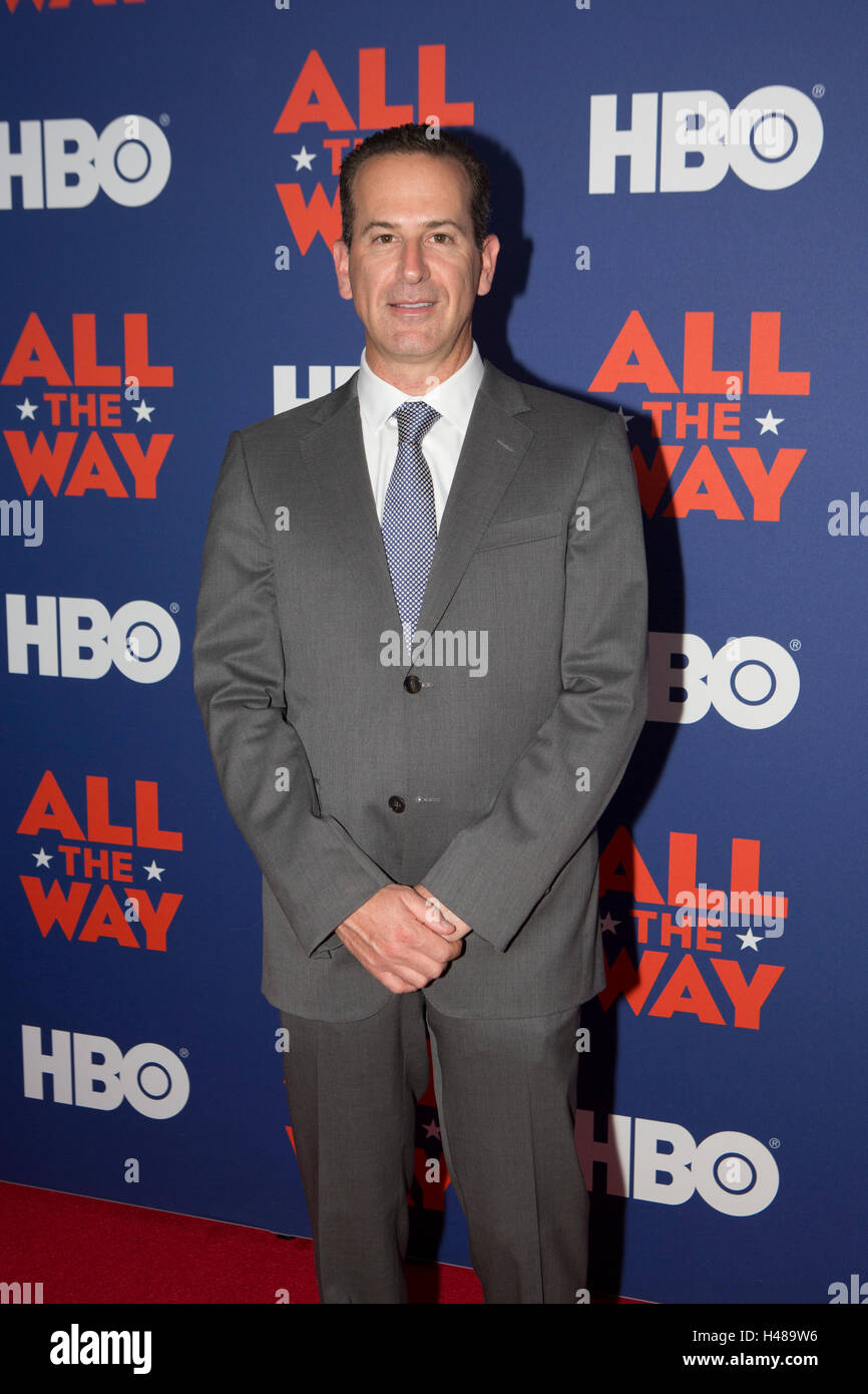 Executive Producer Darryl Frank besucht die Austin-Premiere von HBO Film ganz auf die LBJ Presidential Library an der University of Texas in Austin, Texas am 11. Mai 2016 Stockfoto