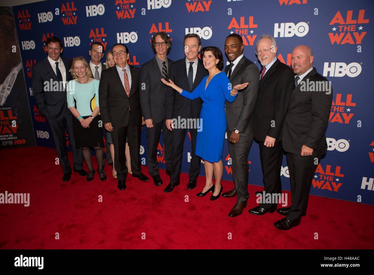 Mark K Updegrove, Doris Kearns Goodwin, Darryl Frank, Tara Grace, Len Amato, Jay Roach, Bryan Cranston, Luci Baines Johnson, Anthony Mackie, Robert Schenkkan und Justin Falvey besuchen die Austin-Premiere von HBO Film ganz auf die LBJ Presidential Libr Stockfoto