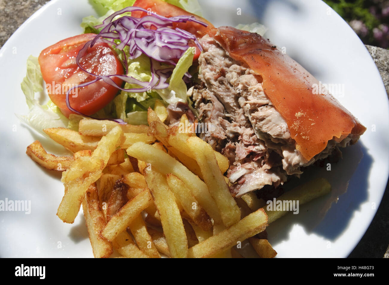 Platte, Essen, Spanferkel mit Beilagen, Essen, Mallorca, Spanien Stockfoto