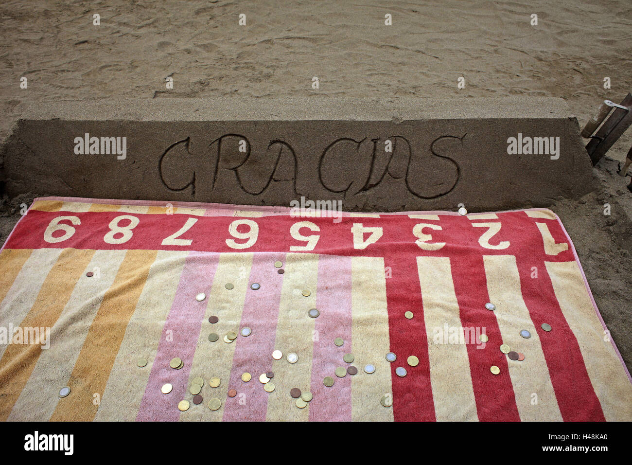 Strand, Handtuch, Münzen, Sandstrand, Gracias, Dankeschön, Stockfoto