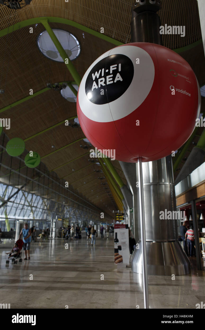 Spanien, Madrid, Flughafen von Madrid Baraja, innen, Passagiere, Menschen, Touristen, Stockfoto