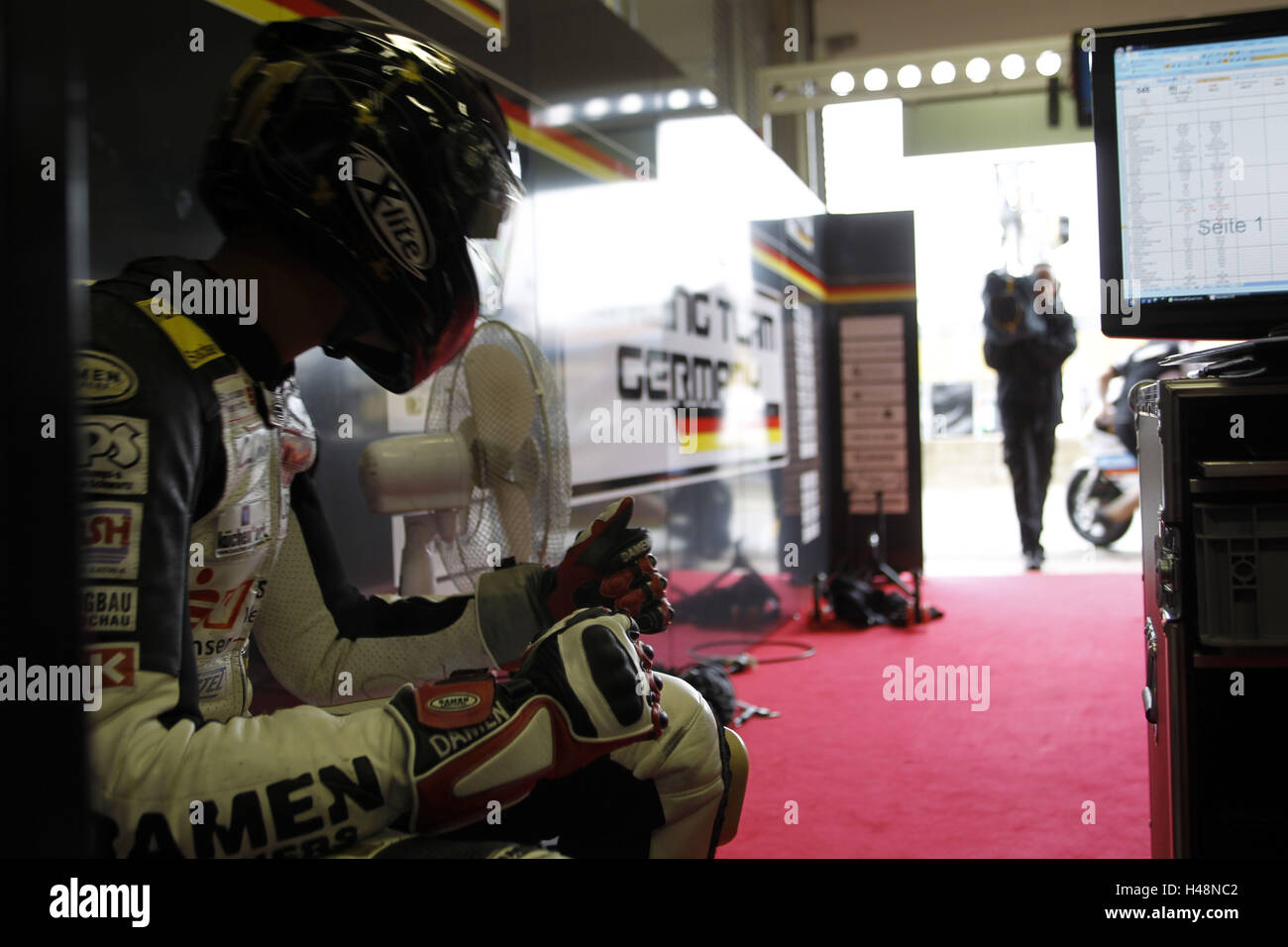 Ambiente in der Lautsprecher-Spur mit dem Motorrad Deutschland GP, Saxon es Ring, Team, Rennfahrer, Stockfoto