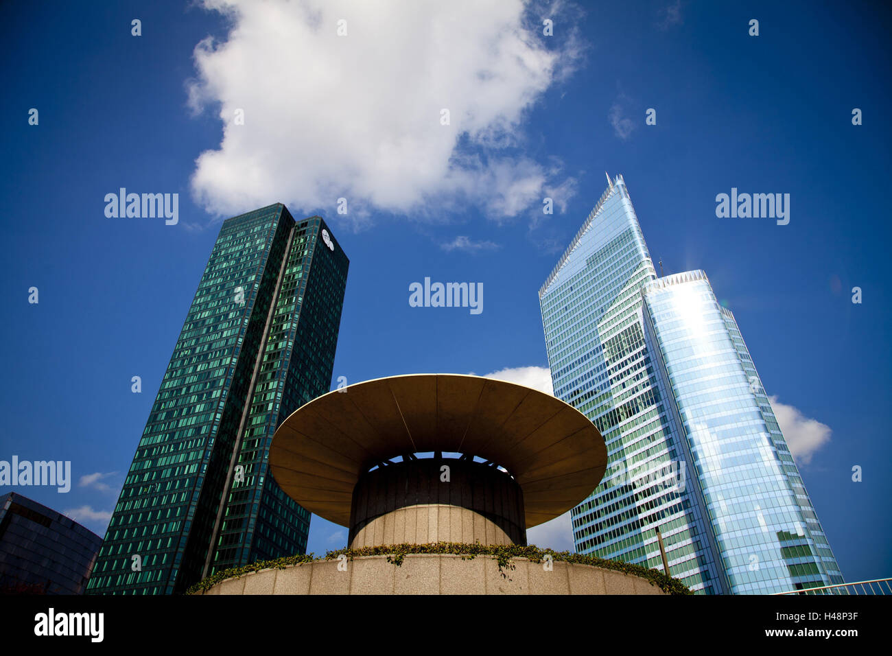 Hochhäuser in der Gegend von La Défense, Paris, Frankreich, Stockfoto