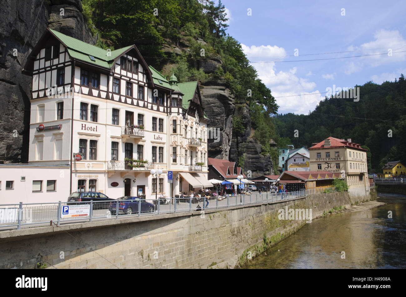 Hrensko auf der Elbe, Hotel Labe, Elbsandsteingebirge, Böhmische Schweiz, Tschechien, Stockfoto
