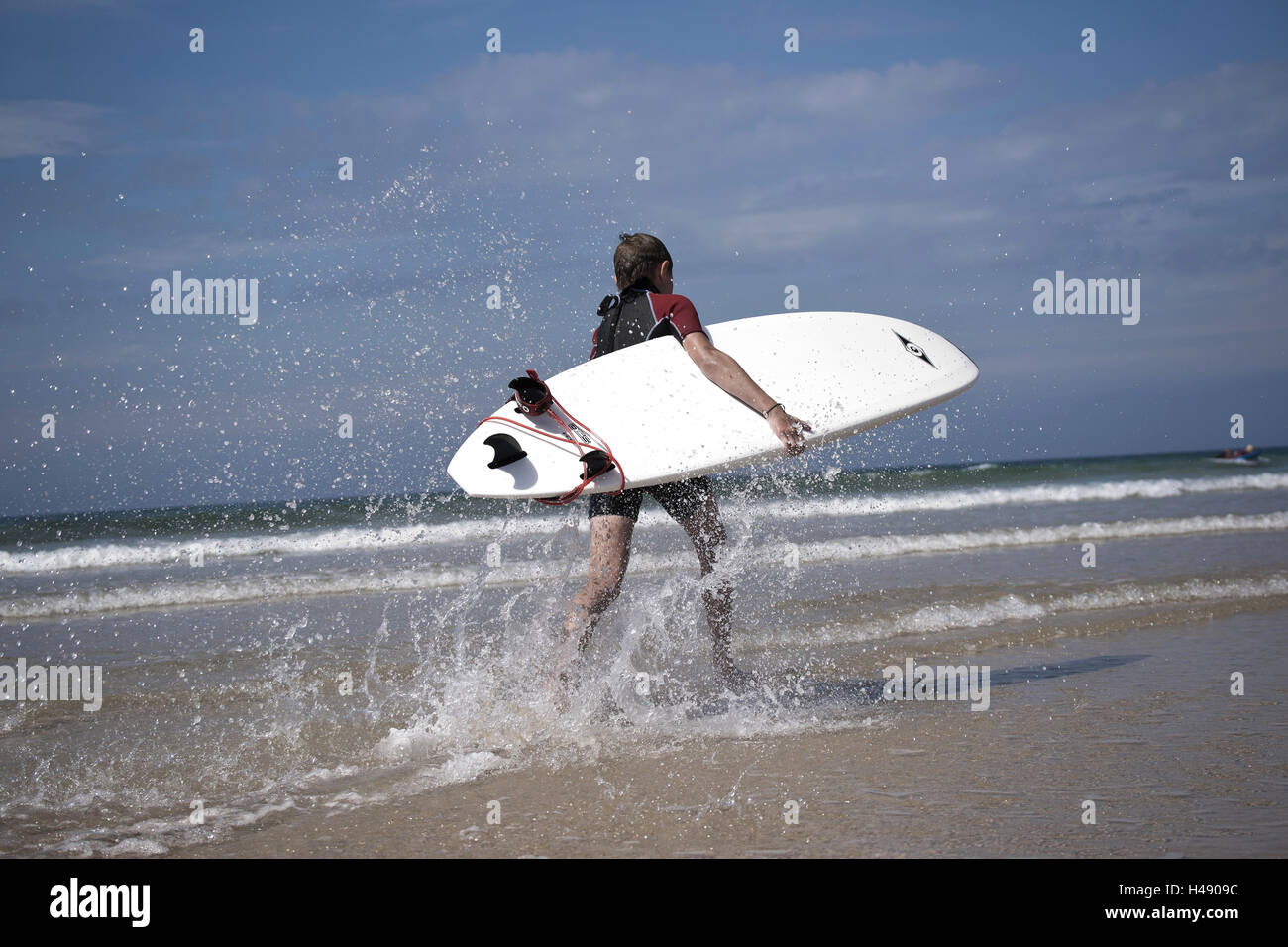 Surfen, Atlantik, Camaret Sur Mer, Bretagne, Frankreich, Stockfoto