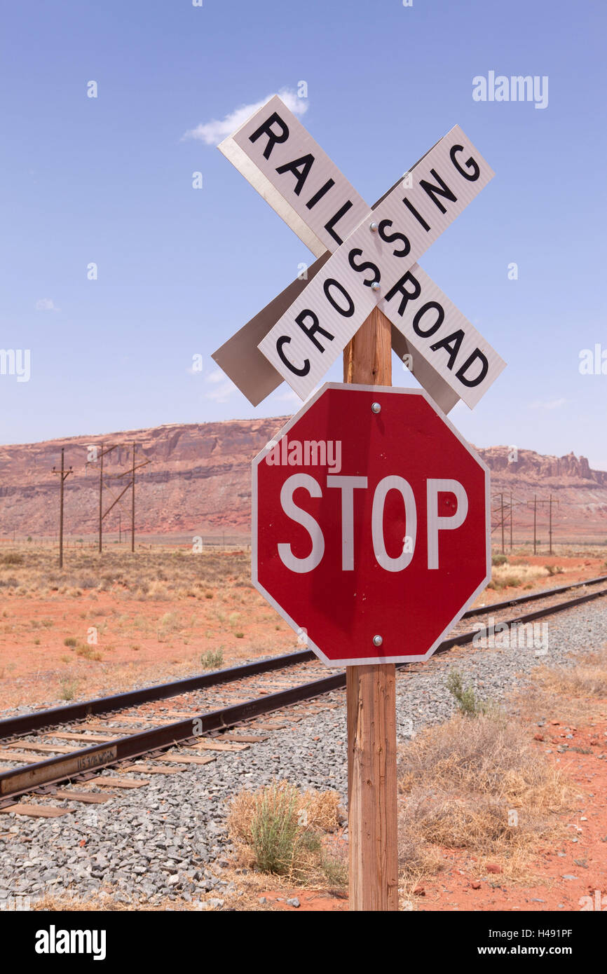 USA, Utah, Bahnübergang, Stop-Schild, Stockfoto